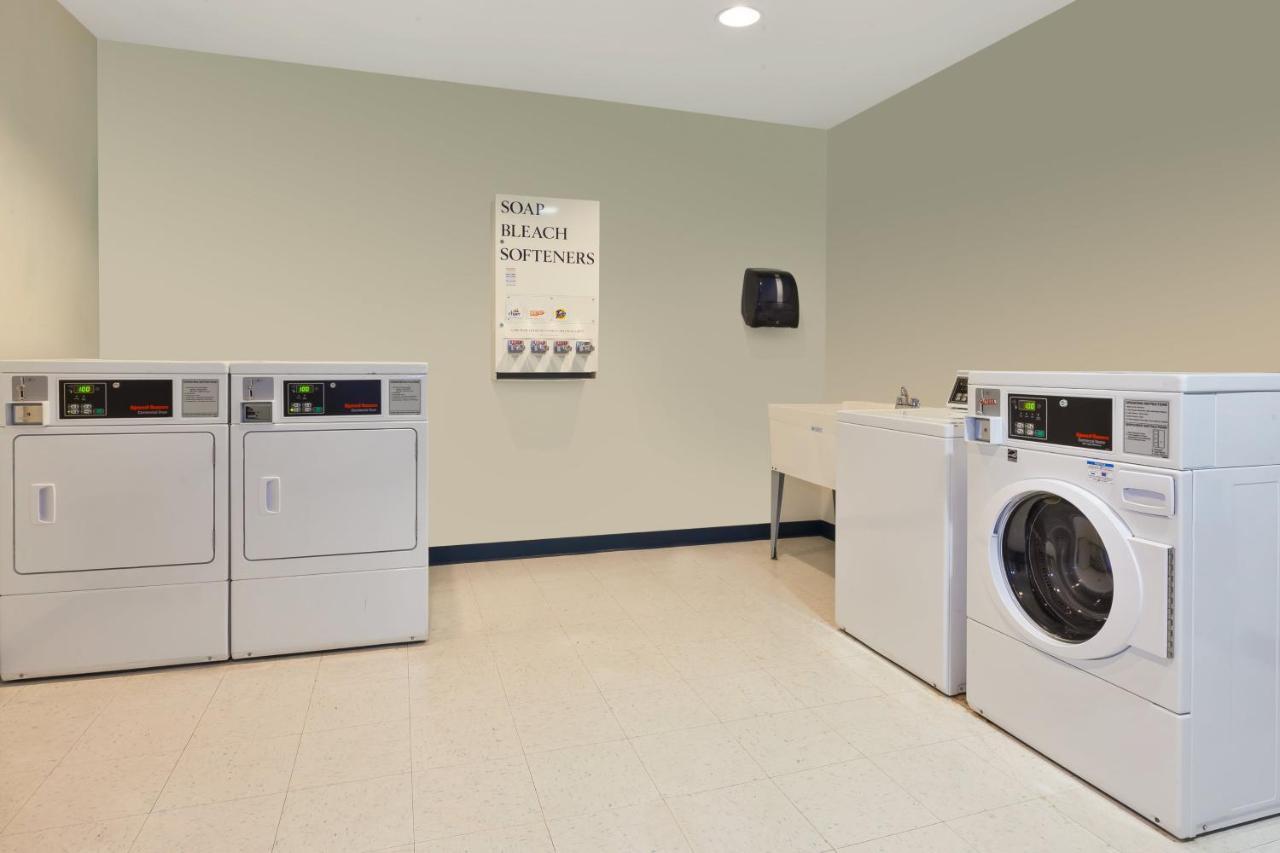 Holiday Inn Express Hotel & Suites Warminster-Horsham By Ihg Luaran gambar