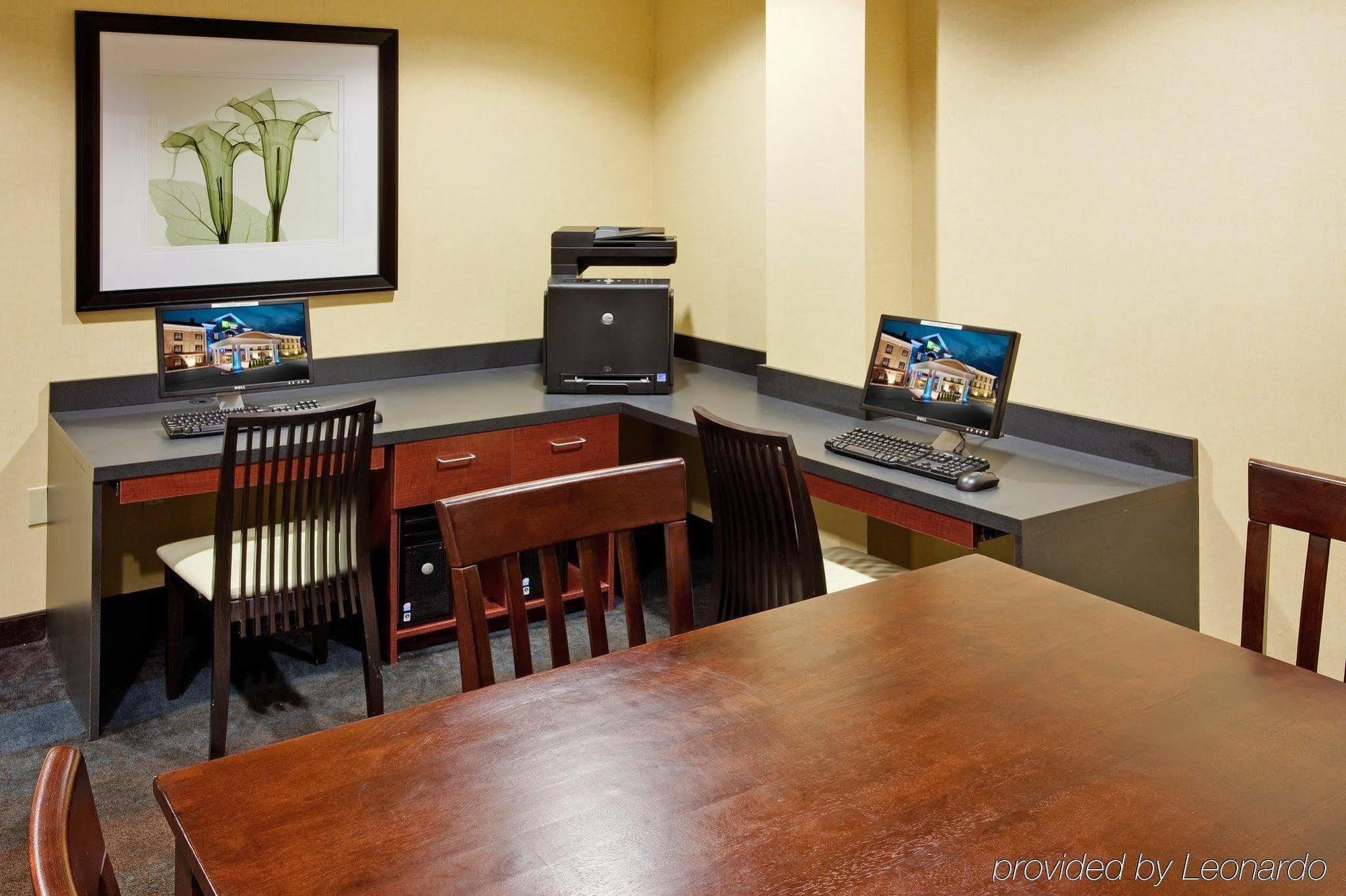 Holiday Inn Express Hotel & Suites Warminster-Horsham By Ihg Luaran gambar