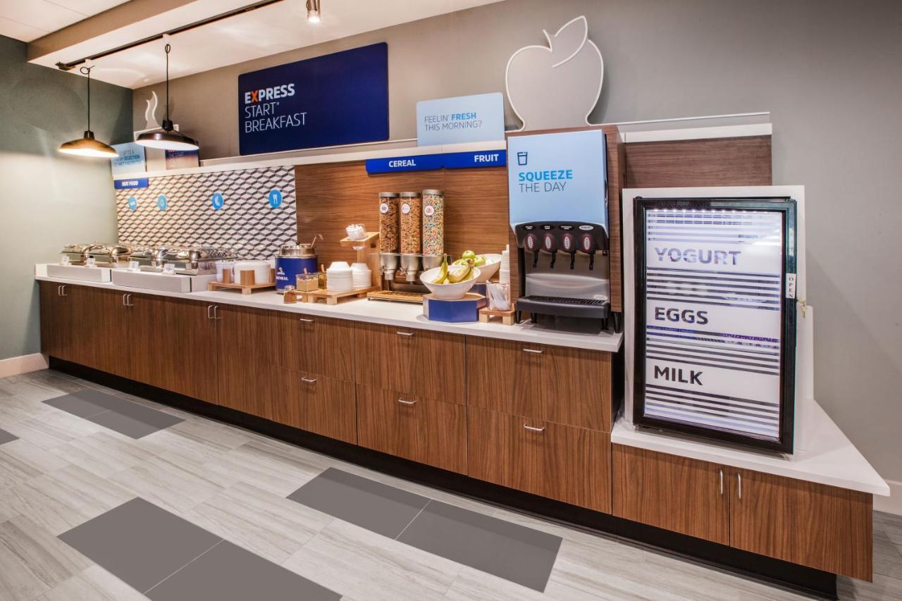 Holiday Inn Express Hotel & Suites Warminster-Horsham By Ihg Luaran gambar